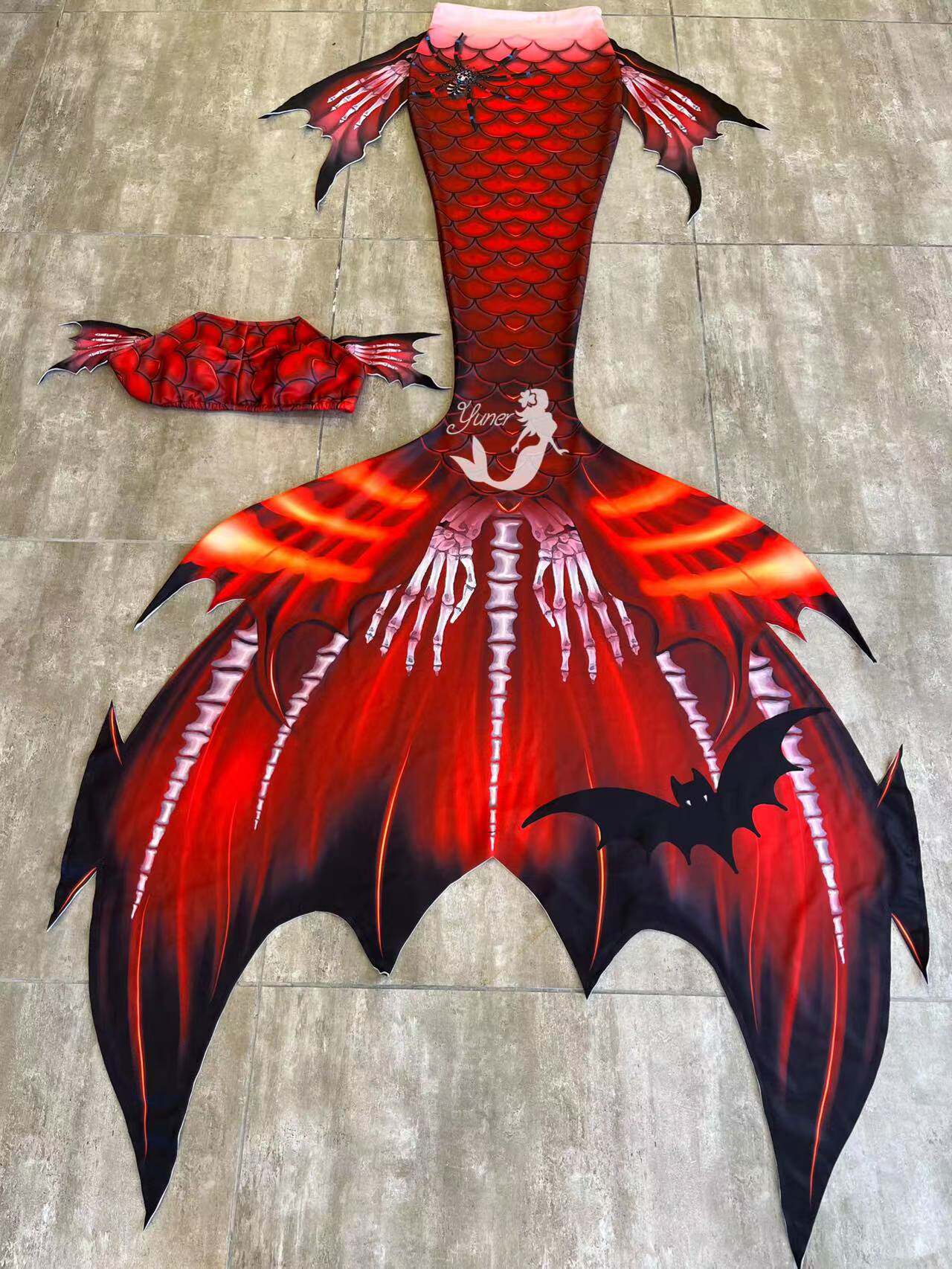 Aquarium & Marine Museum Universiti Malaysia Sabah Kota Kinabalu Sabah Photos - Oryginalny męski i żeński strój syreny